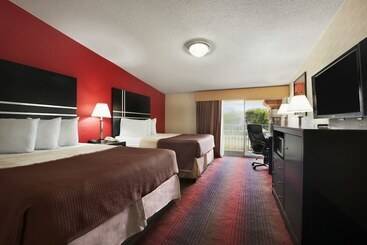 Hotel Howard Johnson By Wyndham North Plainfield