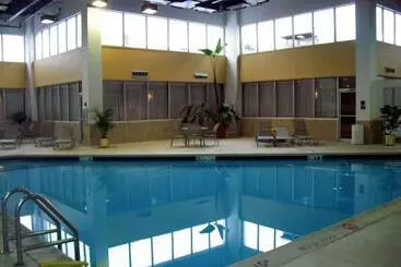 Отель Quality Inn & Suites East Syracuse  Carrier Circle