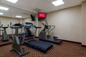 酒店 Red Roof Inn And Suites Newark   University