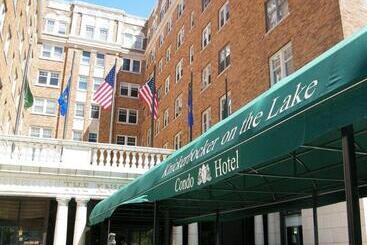 Otel Knickerbocker On The Lake