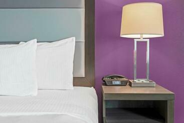 בית מלון כפרי La Quinta By Wyndham Mcallen La Plaza Mall