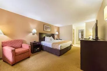 Отель Mcintosh Inn