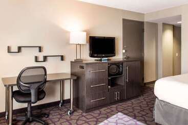 ホテル Comfort Inn Largowashington Dc East