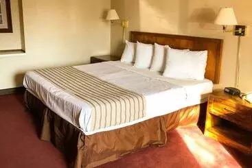 Magnuson Hotel Dixon