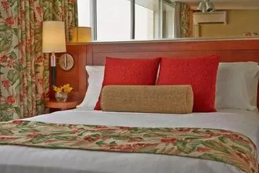 ホテル Pacific Monarch