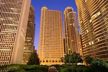 Отель Fairmont Chicago Millennium Park