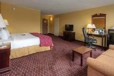 Отель Days Inn Easton