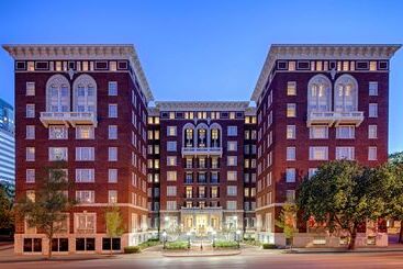 Отель Hampton Inn & Suites Birminghamdowntowntutwiler