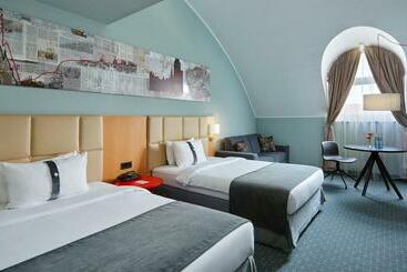 Hotel Holiday Inn Lübeck, An Ihg