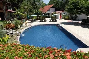 Hotel Nahomi Divisamar By Lhr