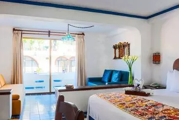 Hotel Los Arcos Suites