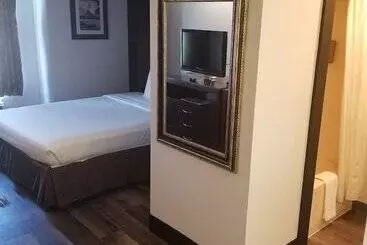 בית מלון כפרי Americas Best Value Inn Kalispell