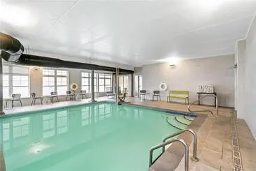 Hotelli Days Inn By Wyndham Airport/maine Mall