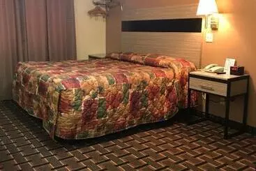 Отель Deluxe Inn Nebraska City
