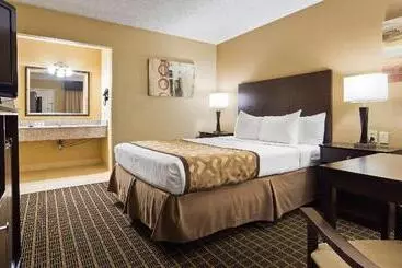 فندق Best Western Green Tree Inn