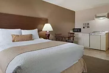 בית מלון כפרי Days Inn By Wyndham Dalhousie