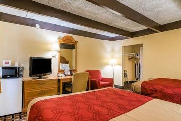 فندق Econo Lodge New Paltz