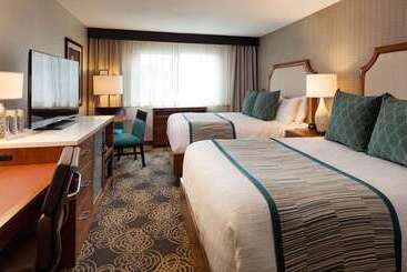 Redondo Beach Hotel, Tapestry Collection By Hilton