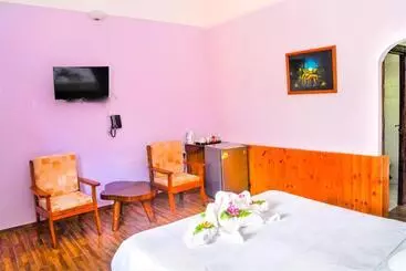 Hotel Bernique Guesthouse