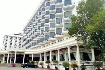 בית מלון כפרי Caesar Palace