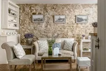 호텔 Crillon Le Brave