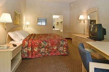 Otel Shayona Inn Eden