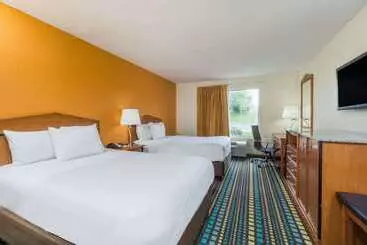 בית מלון כפרי Days Inn By Wyndham Florence Cincinnati Area