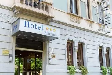 酒店 Piacenza