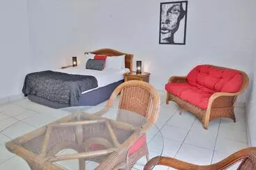 Central Park Motel