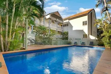 Отель Quest On Story Bridge