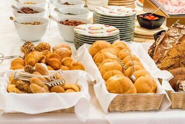 Hotel Schloss Leonstain