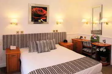 فندق Westwood Lodge