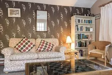 Отель Gwesty Minffordd