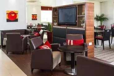 Отель Holiday Inn Express London   Dartford, An Ihg