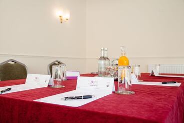 Szálloda The Legacy Rose & Crown