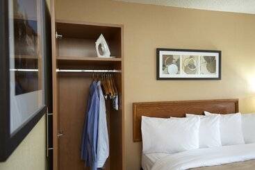 Отель Comfort Inn Kirkland Lake
