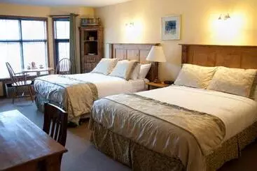 Отель The Georgetown Inn