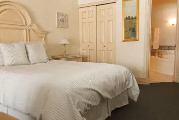 호텔 Hôtel Les Trois Tilleuls