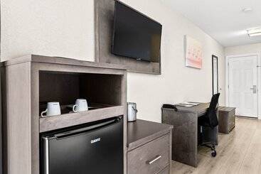 هتل The Vista Inn