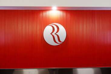 استراحتگاه Ramada Plaza By Wyndham Regina Downtown