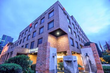 هتل NH Collection Bogota Hacienda Royal