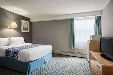 酒店 Travelodge By Wyndham Edmonton Airport