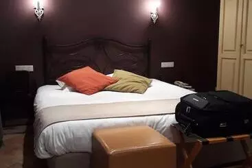 هتل Castel 'Provence