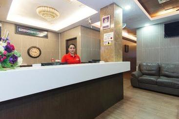 Hotel De'grand Orchard