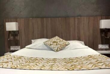 酒店 Hôtel Restaurant Clément Ader