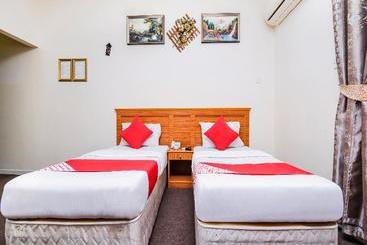 Отель Oyo 159 Sports Piaza