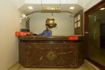 Hotel Metro Palace By Oyo Rooms