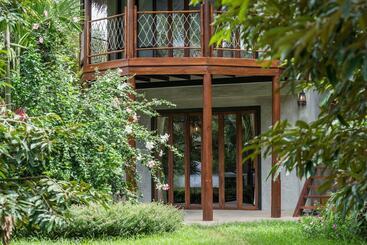 Hotel Orchard Pa La U