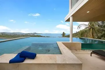 آپارتمان‌های توریست‌ها Villa Tulip With Private Pool