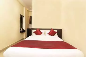 Hôtel Sara Residency By Oyo Rooms